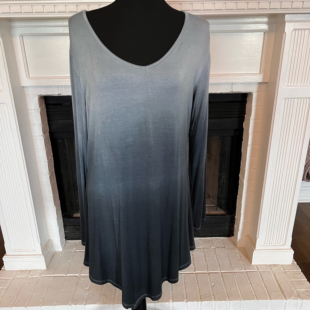 Stunning ladies top
